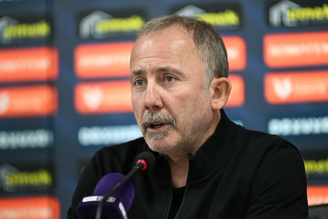 Sergen Yalçın'dan Rafa Silva kararı! Kariyerinde ilki başarmıştı