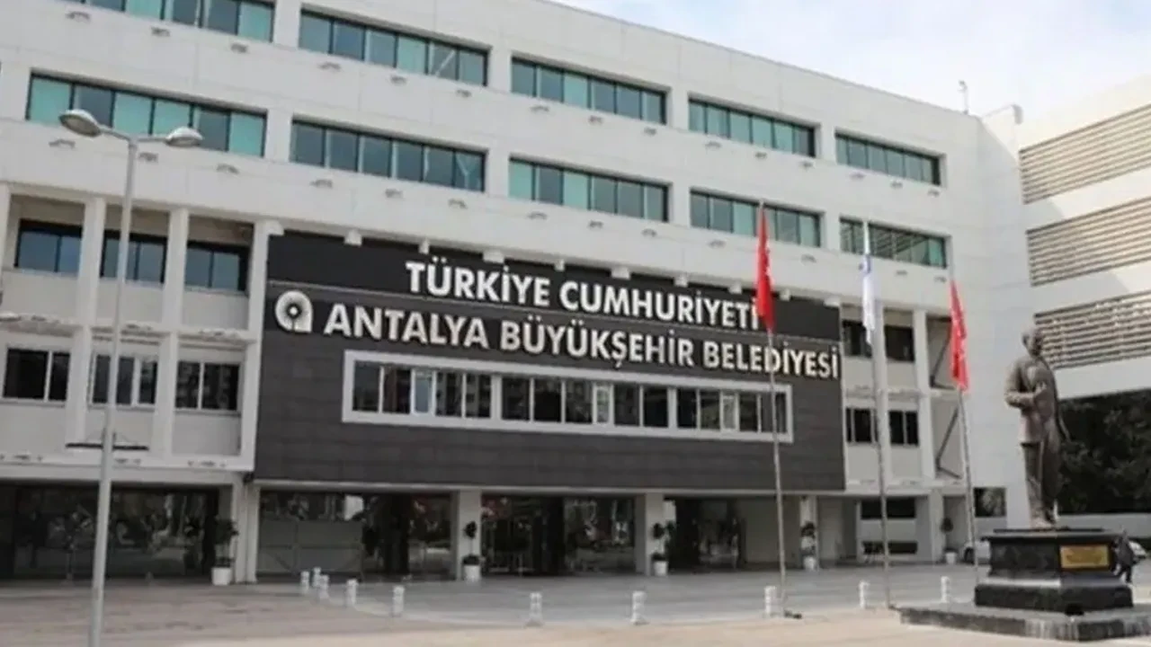 Antalya Büyükşehir Belediyesi rüşvet soruşturmasında 3 tahliye! İtirafçı oldular