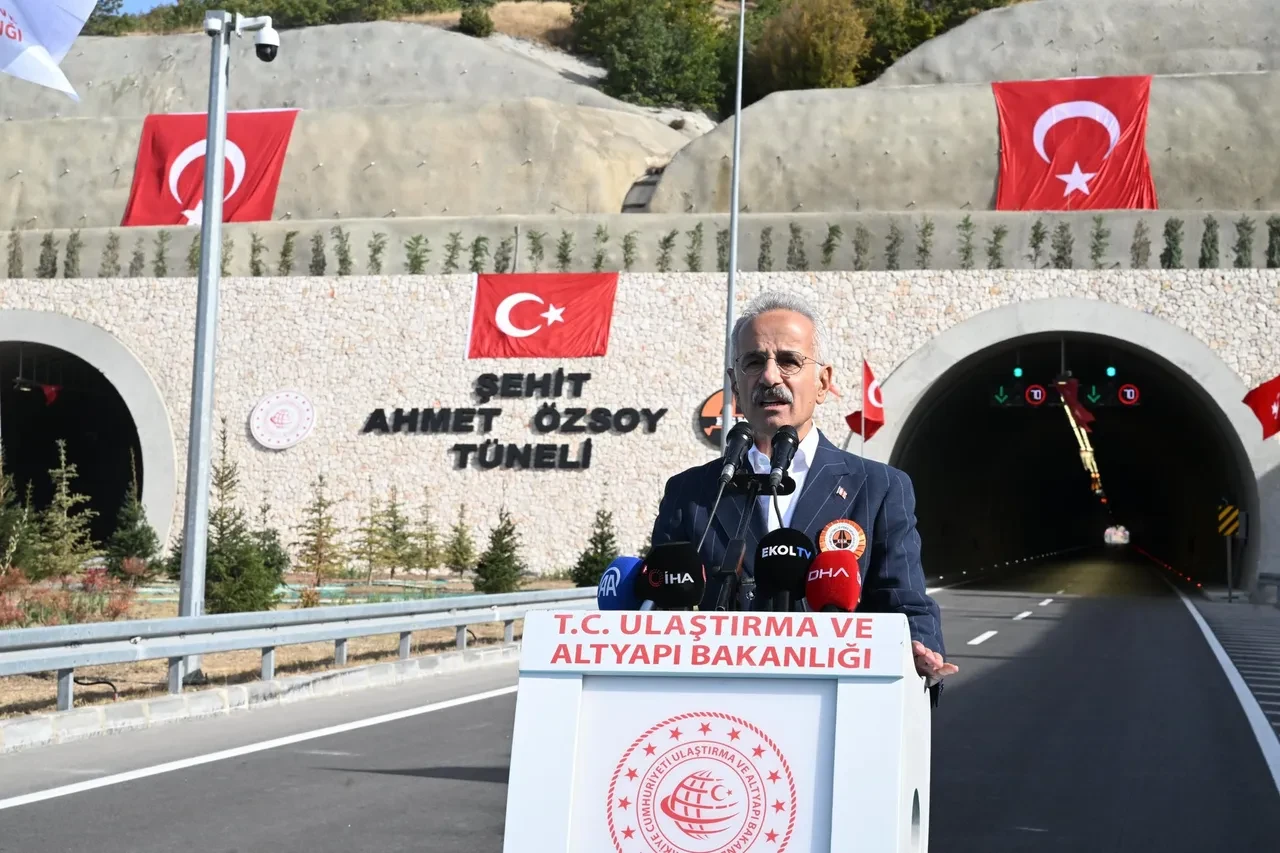 Bakan Uraloğlu duyurdu: Yeni tünelle 50,7 milyon TL tasarruf