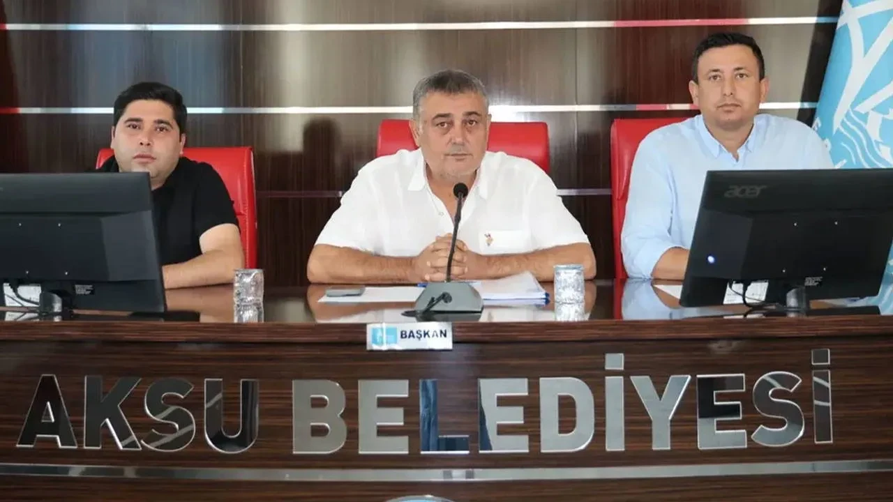 İsa Yıldırım kimdir kaç yaşında? Aksu Belediye Başkanı CHP’den istifa etti