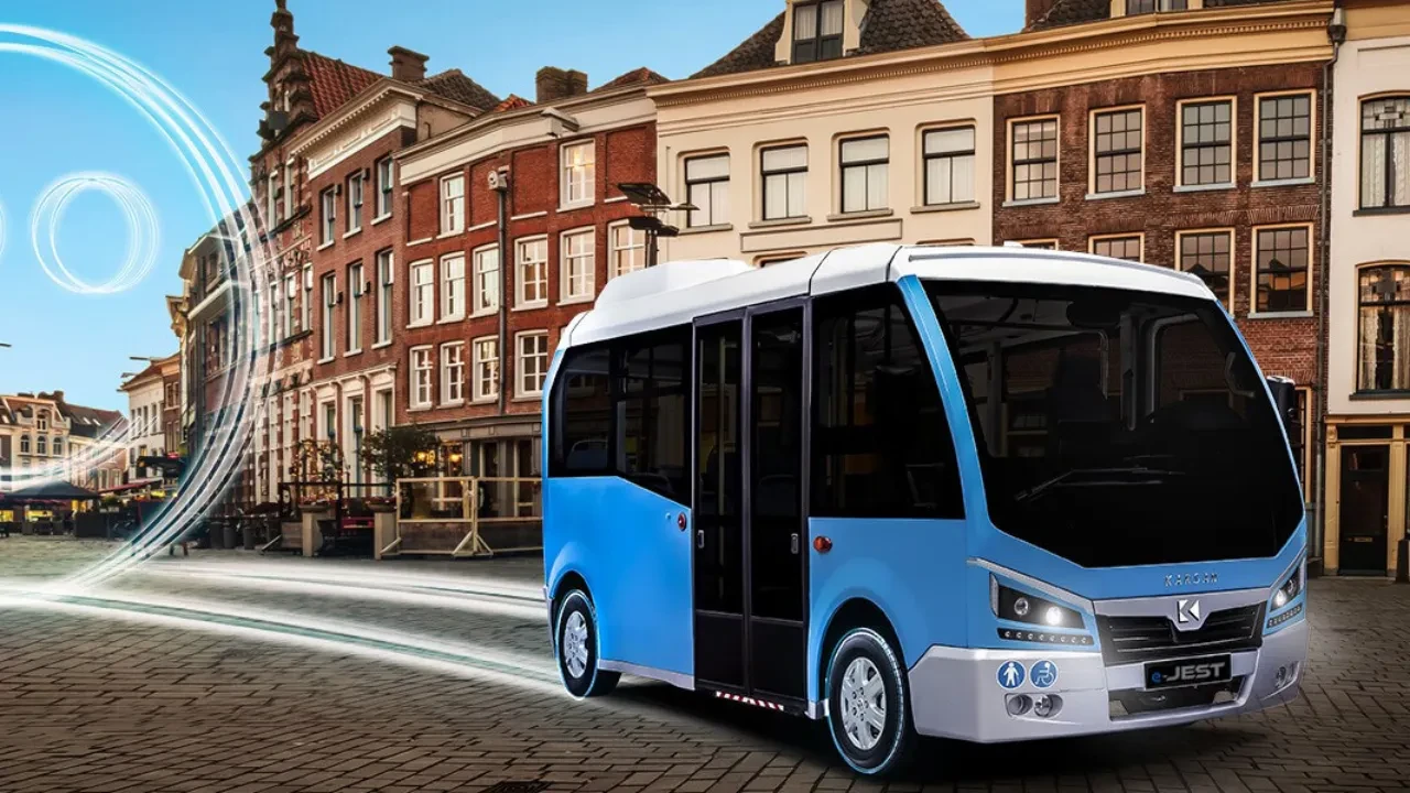 Karsan, sürücüsüz elektrikli minibüs e-JEST’i tanıtıyor