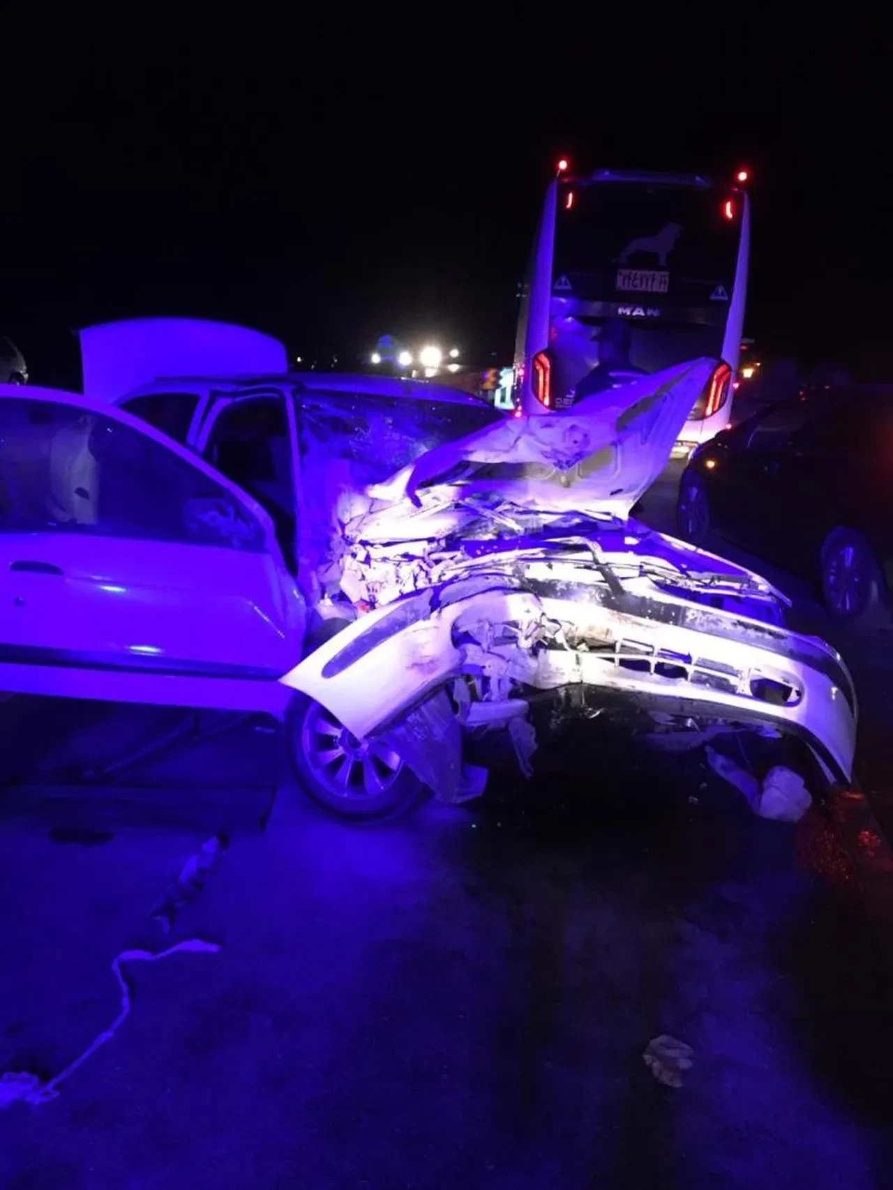 Kastamonu'da otomobil, kum yüklü traktöre çarptı: Ölü ve yaralılar var!