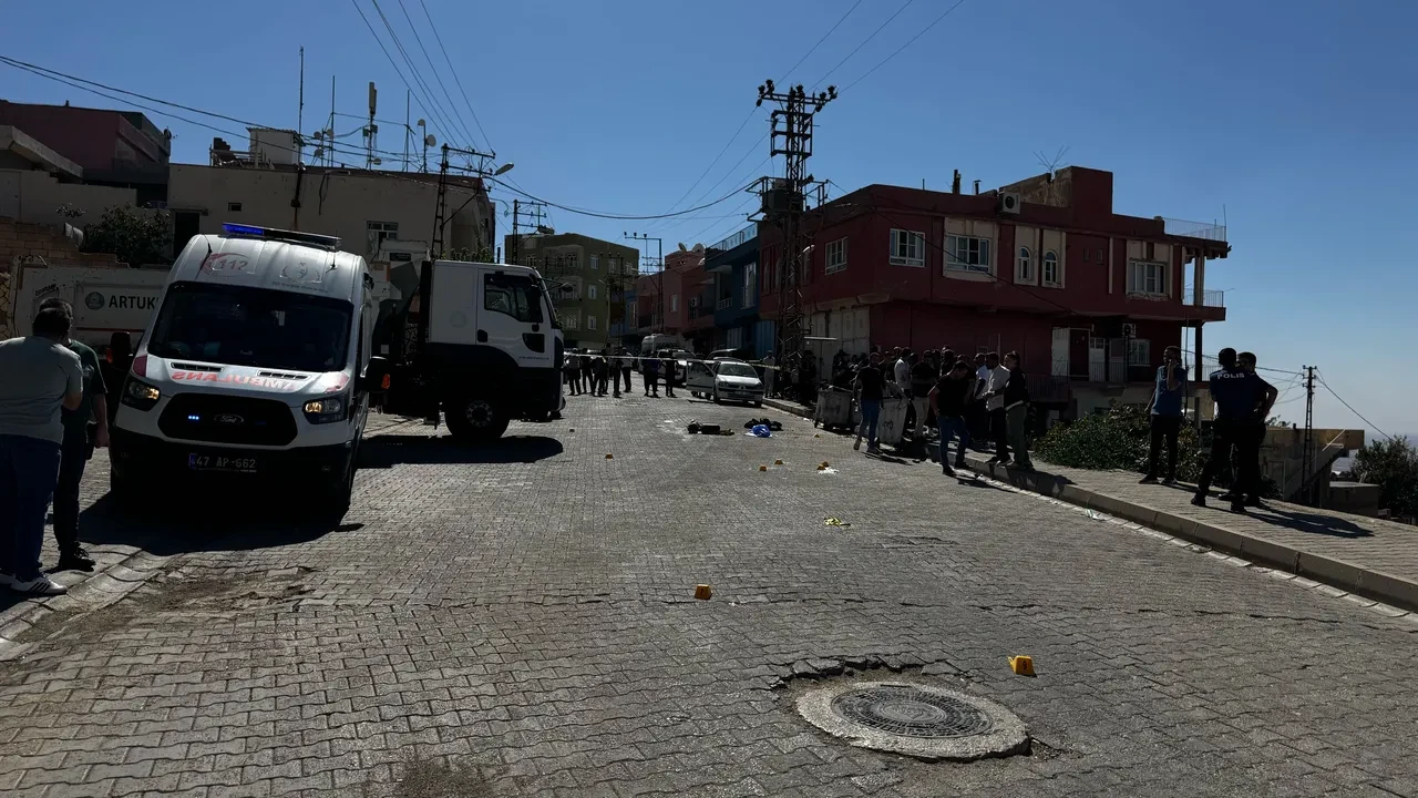 Mardin'de çıkan silahlı kavgada ortalık savaş alanına döndü! 1 kişi öldü, 6 kişi yaralandı