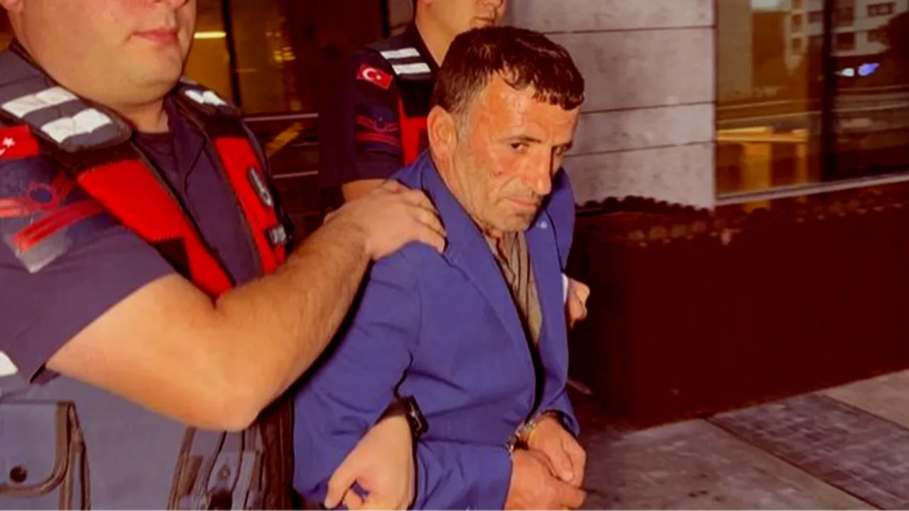 Vahşeti ortaya çıkaran leke! Kan donduran olayı karakolda itiraf etti 