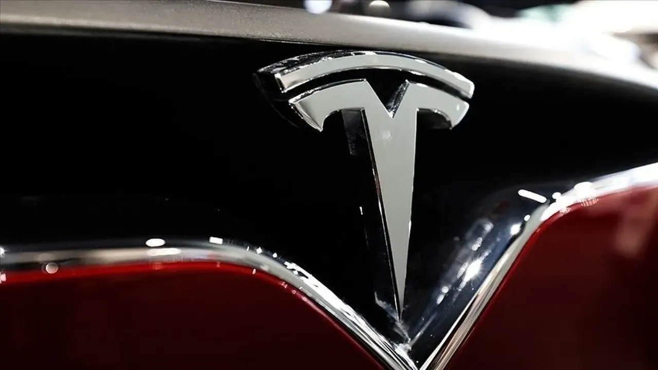 Tesla’ya Avrupa ve Türkiye’de otonom sürüş için yeşil ışık