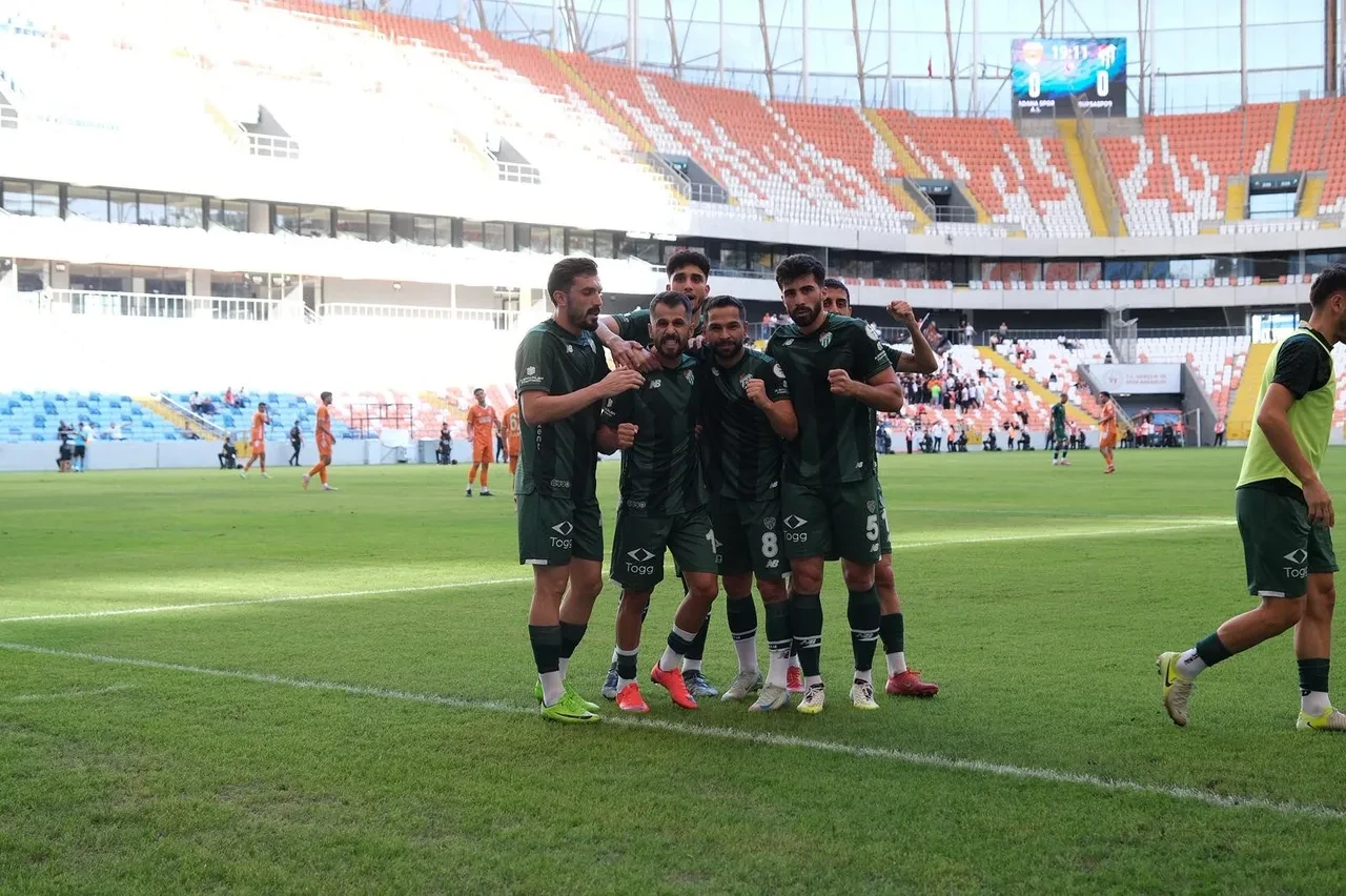 Bursaspor maçı hangi kanalda, nereden canlı izlenir, saat kaçta? Isparta 32 Spor ile bugün karşılaşacak