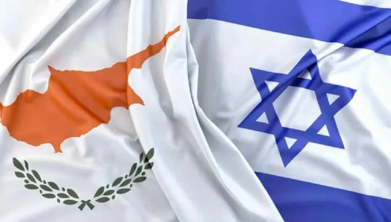 Güney Kıbrıs'ta İsrail desteğiyle silahlanma sürüyor! Tatar'dan Rum yönetimine tepki