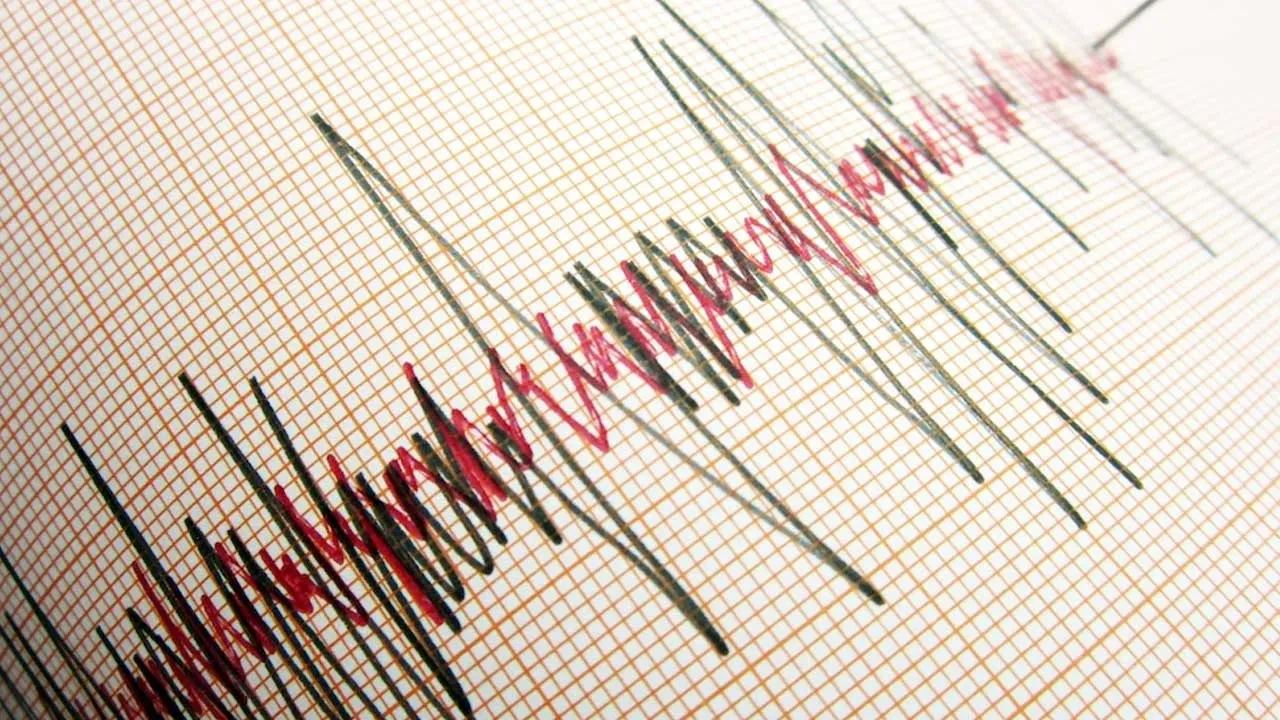  Kütahya'da deprem! İstanbul da sallandı