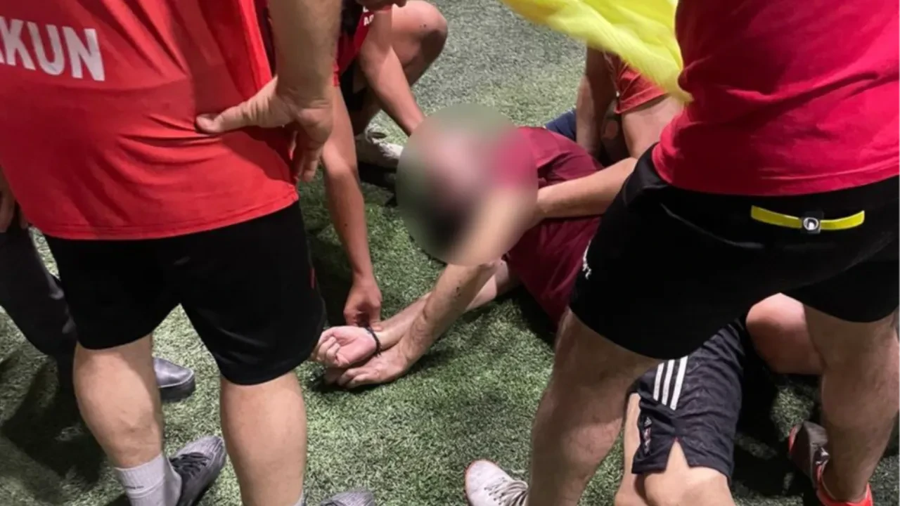 Yıllar sonra arkadaşlarıyla halı saha maçı yapmak istemişti! Genç adamın kahreden ölümü