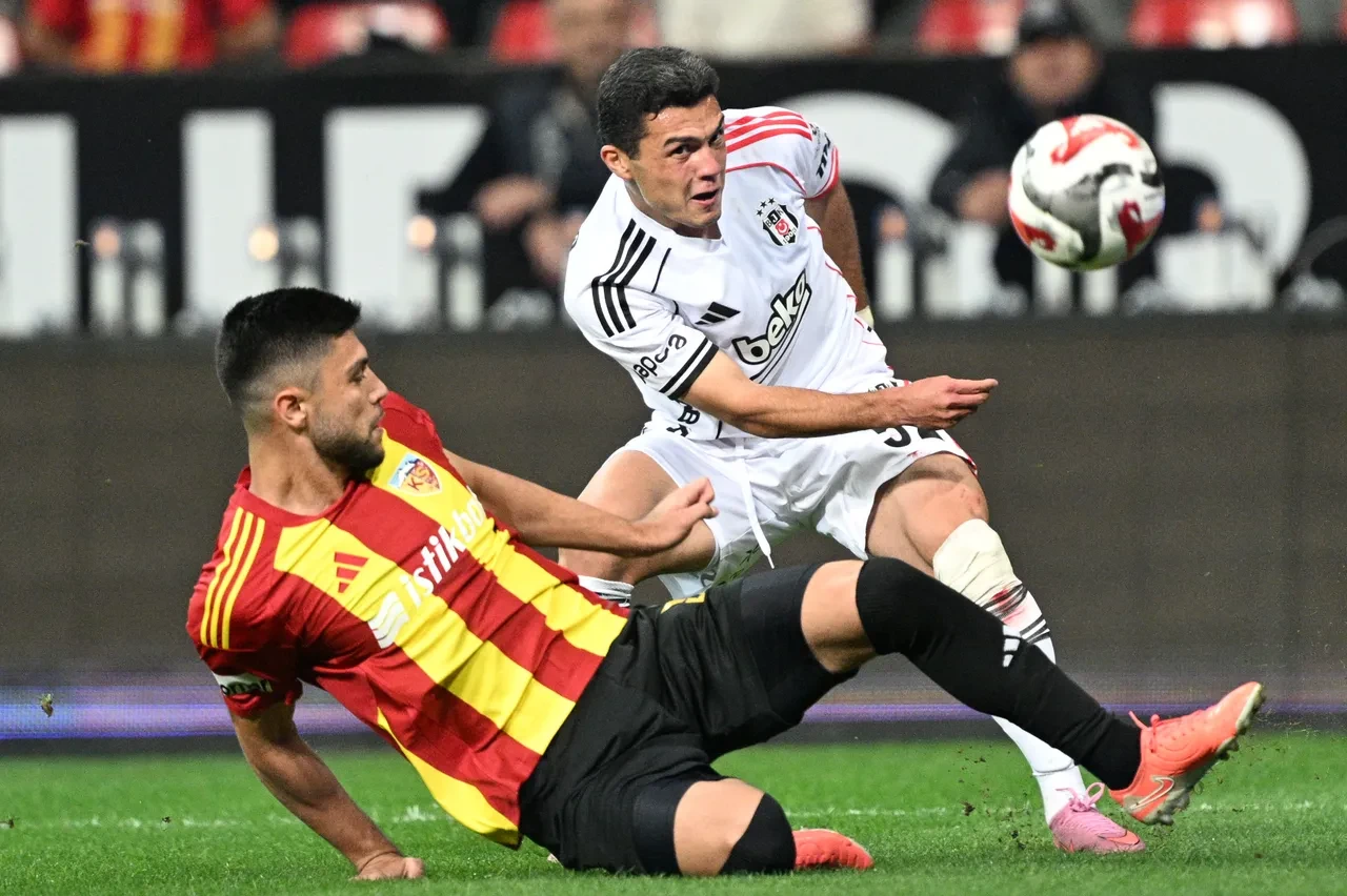 Beşiktaş Kocaelispor maç kadrosu, muhtemel ilk 11'leri! Sergen Yalçın'ın derbi öncesi ilk 11'i