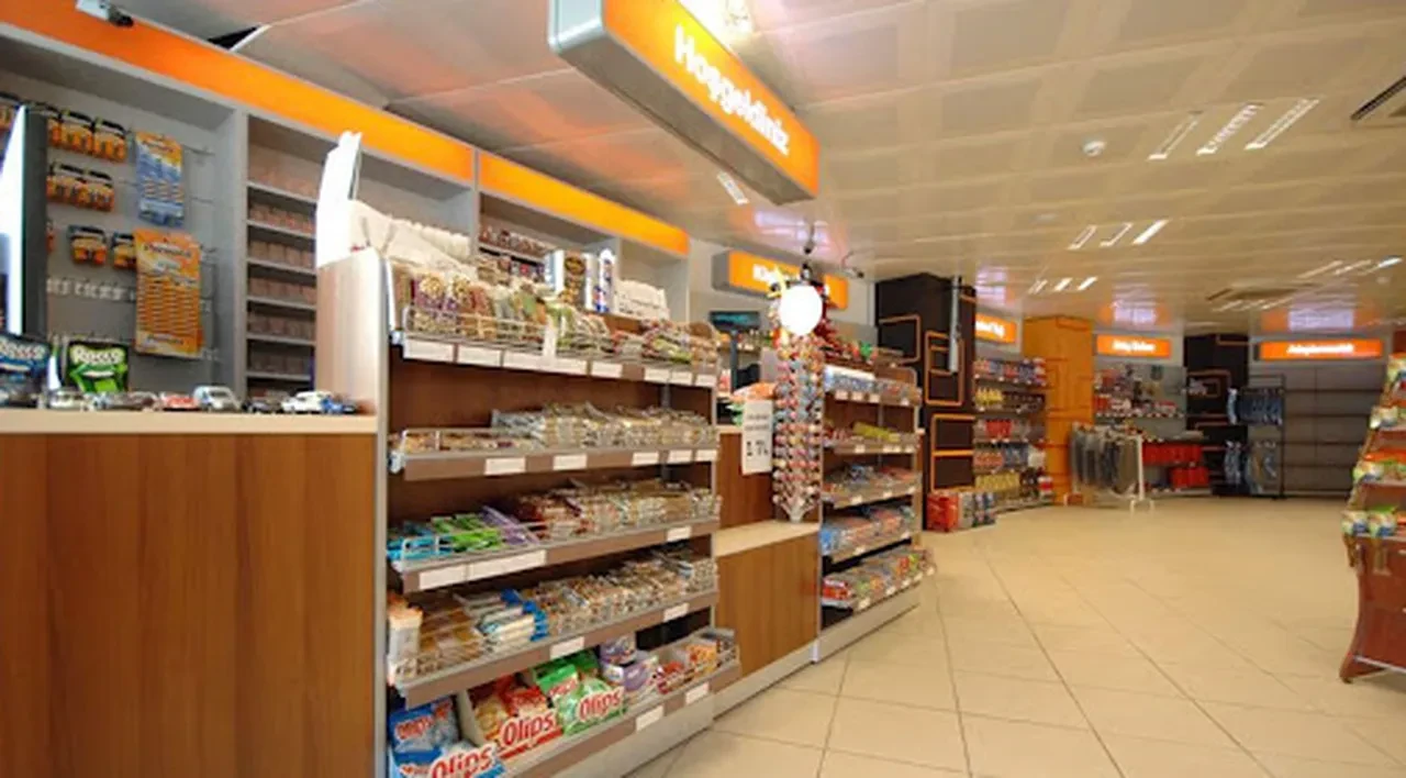 Bu kurnazlık şeytanın aklına gelmez! 2 yıl boyunca çalıştıkları yeri soyup soğana çevirdiler!