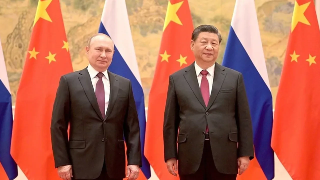 Rusya Devlet Başkanı Vladimir Putin ile Çin Devlet Başkanı Şi Cinping