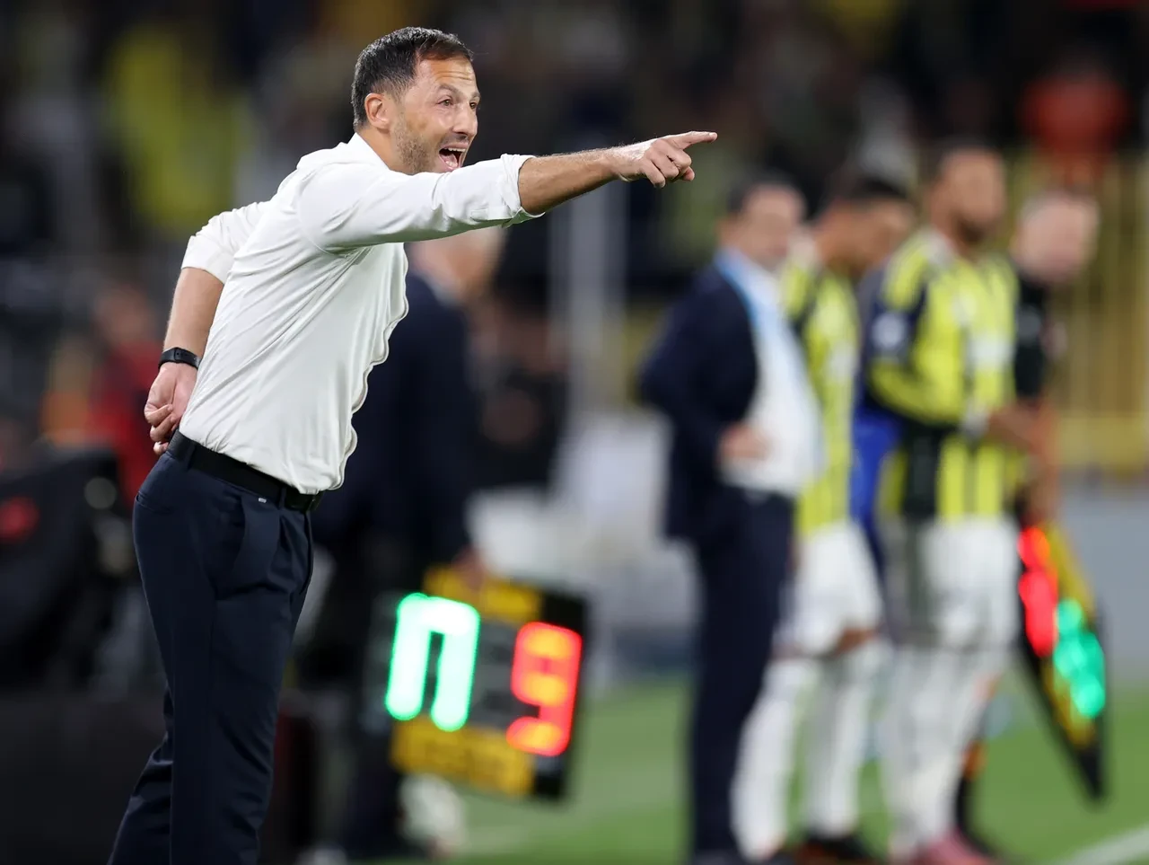 Fenerbahçe'de ayrılık kesinleşti! Göreve yeni gelmişti: Tedesco resmen duyurdu