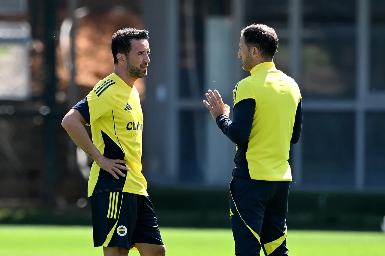 Fenerbahçe'de ayrılık kesinleşti! Göreve yeni gelmişti: Tedesco resmen duyurdu