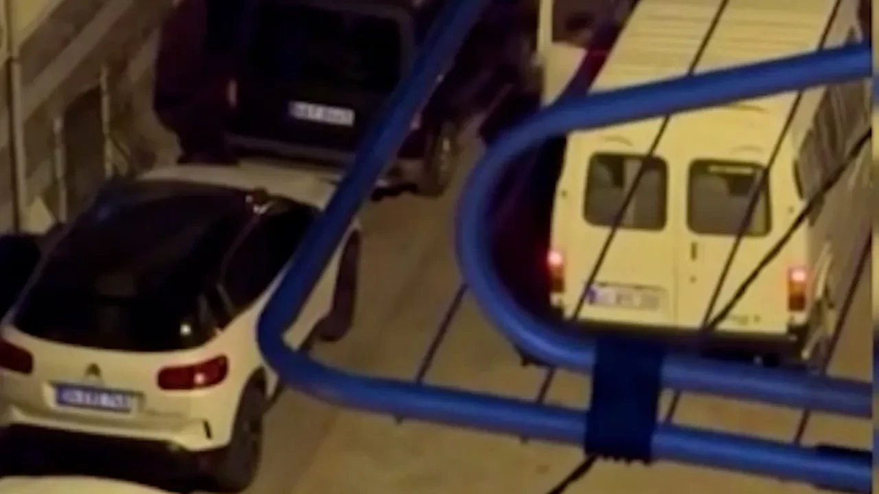 İki aile arasında korkunç kavga! Ölümden son saniye kurtuldu 