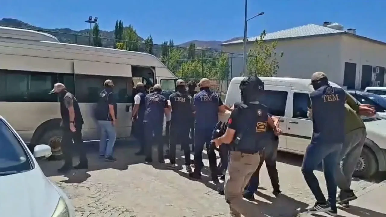 7 ilde DEAŞ operasyonu! Eylem arayışındaki şüpheliler yakalandı