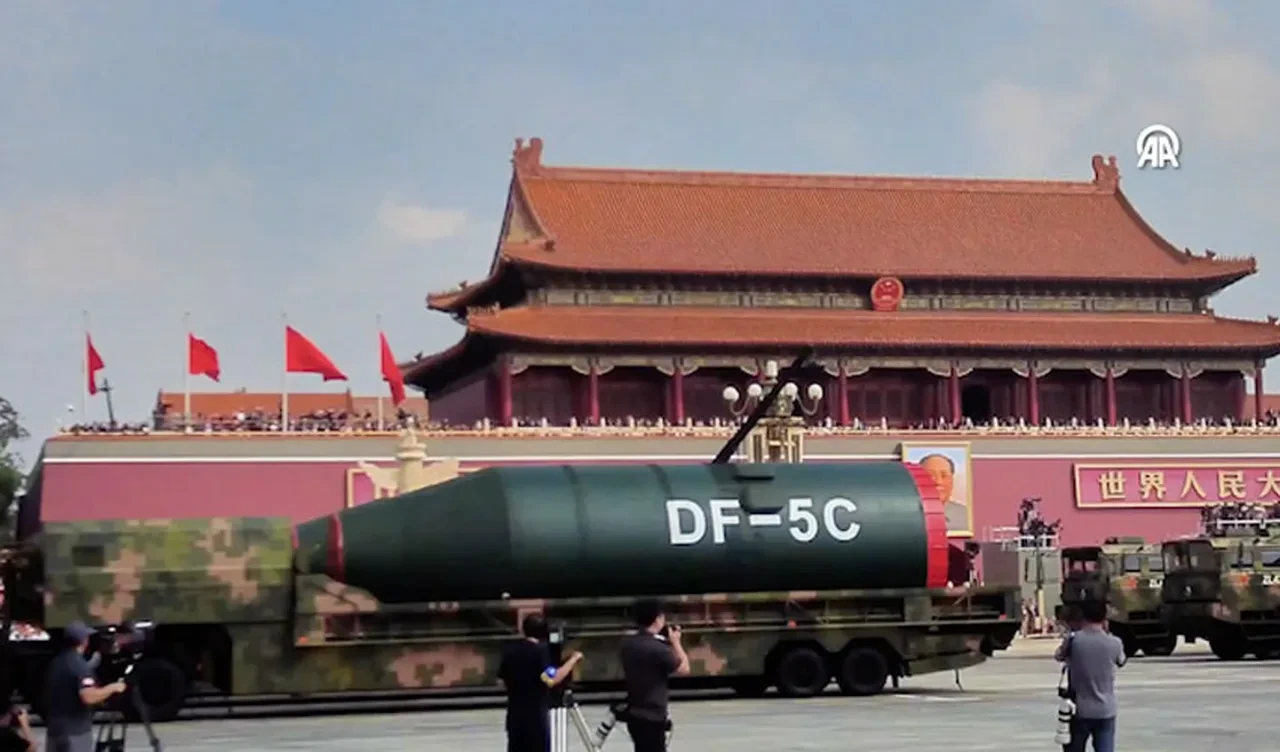 Çin dünyaya şovunu yaptı! ABD ile aradaki fark kapanıyor: İşte yeni silah sistemleri