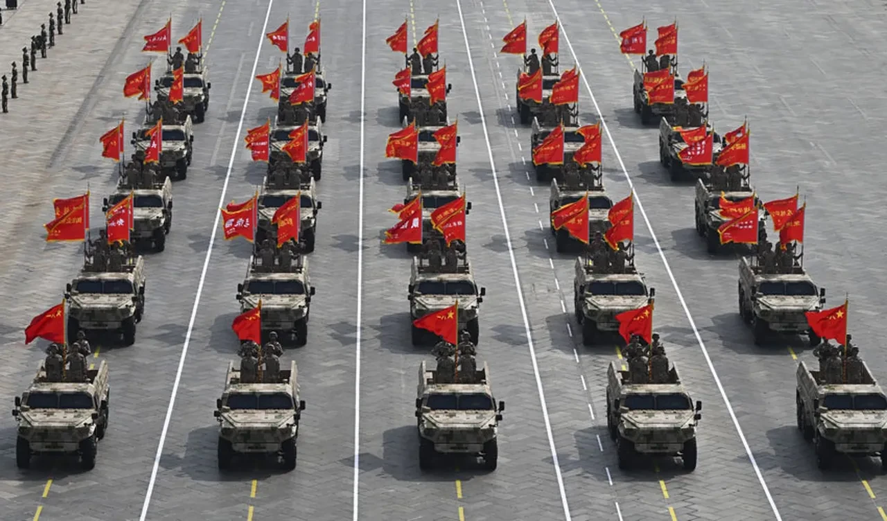 Çin dünyaya şovunu yaptı! ABD ile aradaki fark kapanıyor: İşte yeni silah sistemleri