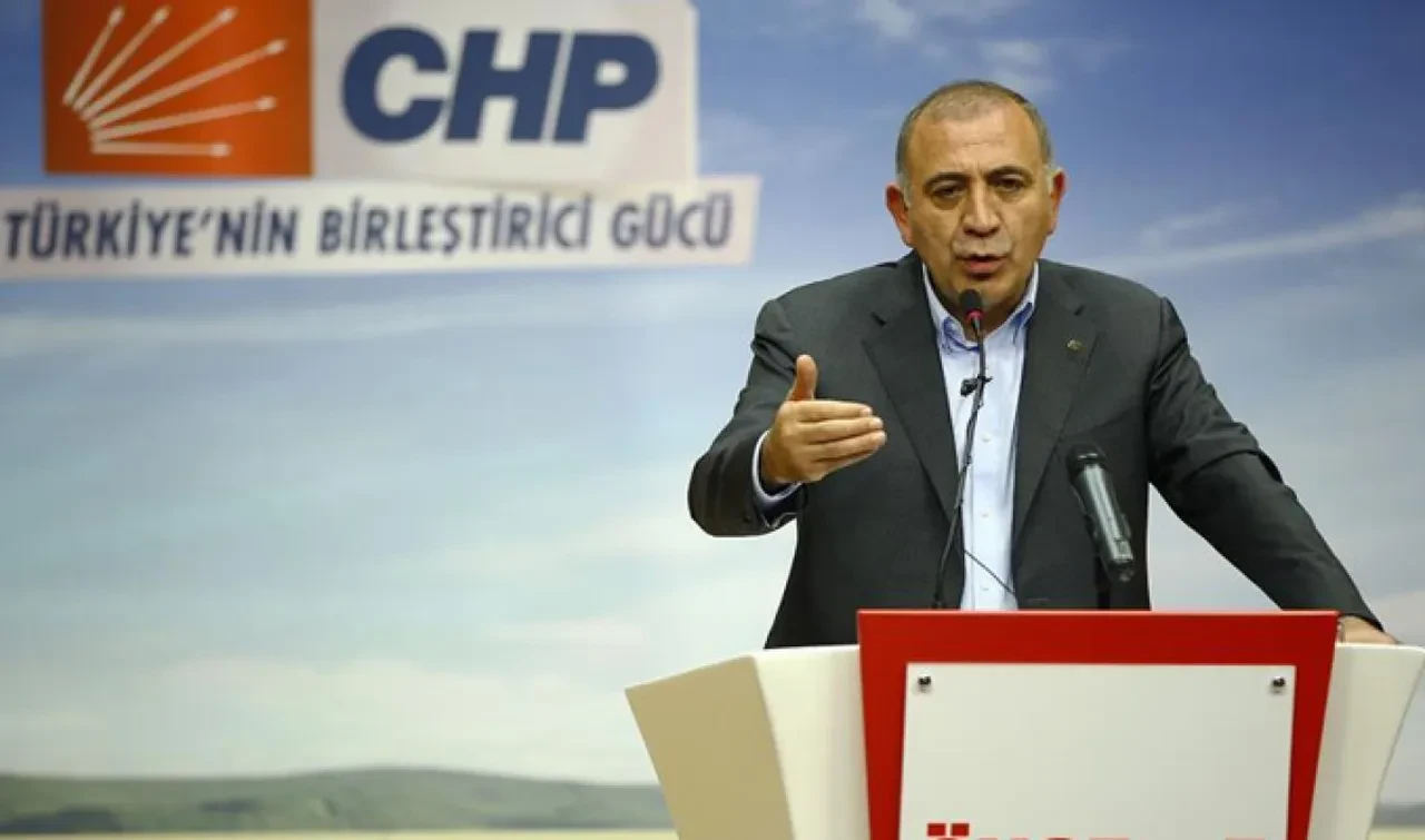 Gürsel Tekin'den 'göreve başladık' açıklaması! 'Ortada bir cenaze var, koksun mu?'
