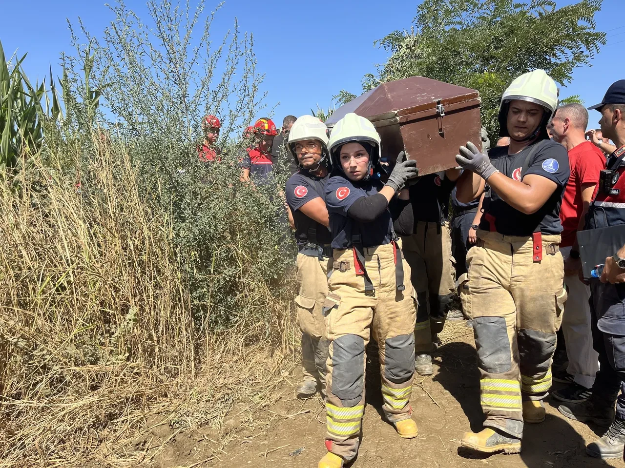 İzmir'de helikopter düştü! Acı haber geldi: İşte ilk görüntüler
