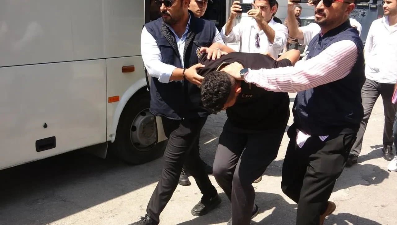 Mersin'de otomobilde öldürülen Hiranur cinayetinde şüpheliler hakkında karar verildi