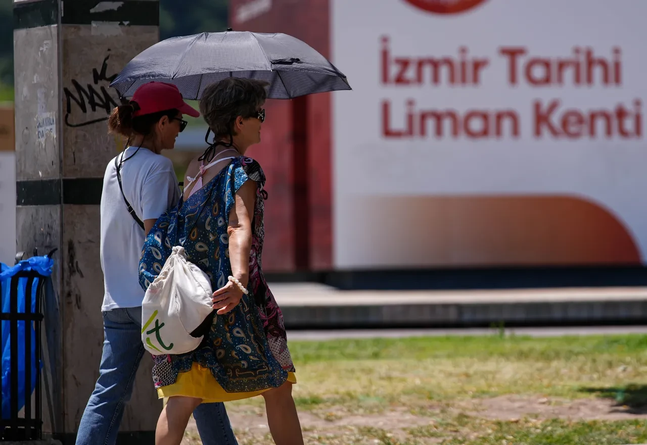 Meteoroloji 21 ili uyardı: Kuvvetli sağanak ve fırtına geliyor