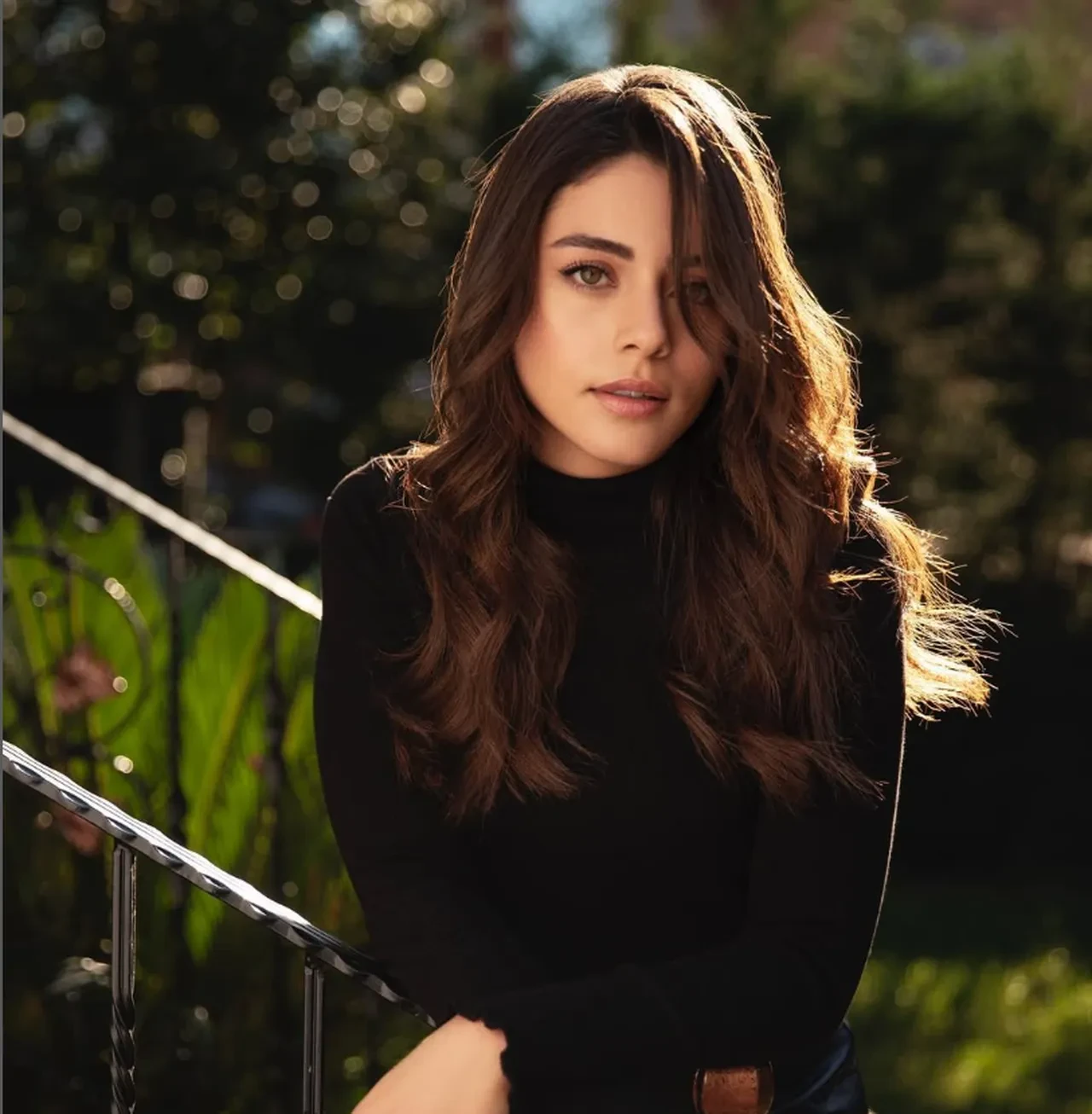 Sıla Türkoğlu'ndan düğün tarihi açıklaması! Ata Ayyıldız ile ne zaman evlenecek?