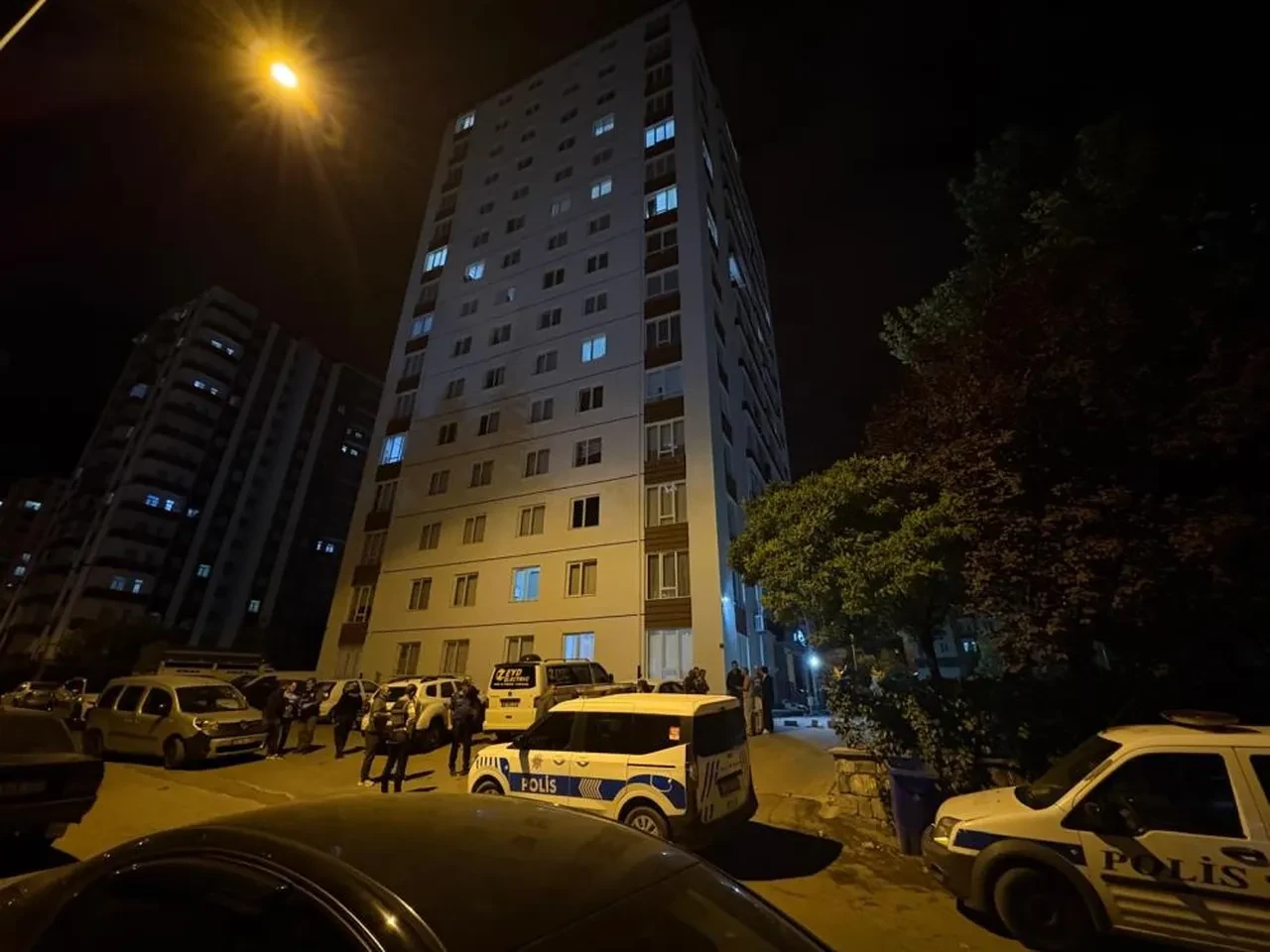 12 yaşındaki çocuk üvey babasını kalbinden bıçakladı