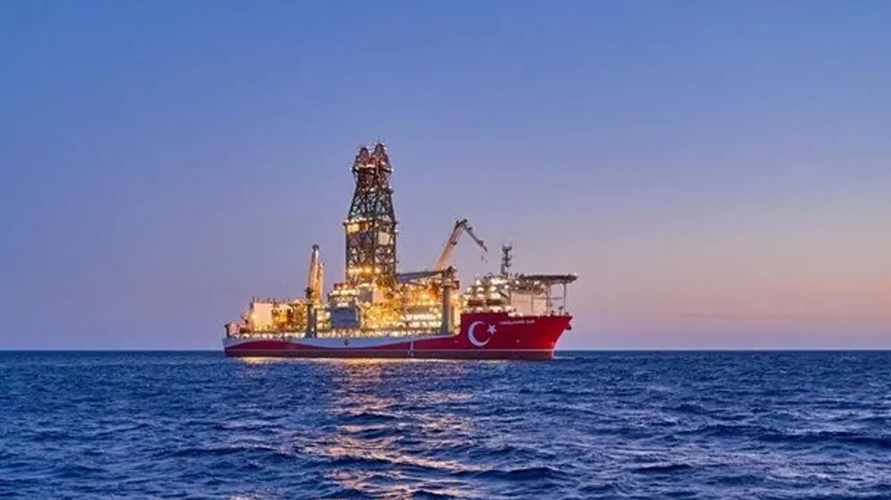 Bakan Bayraktar duyurdu! Yeni sondaj gemisi Mersin'de: Akdeniz’de görev yapacak