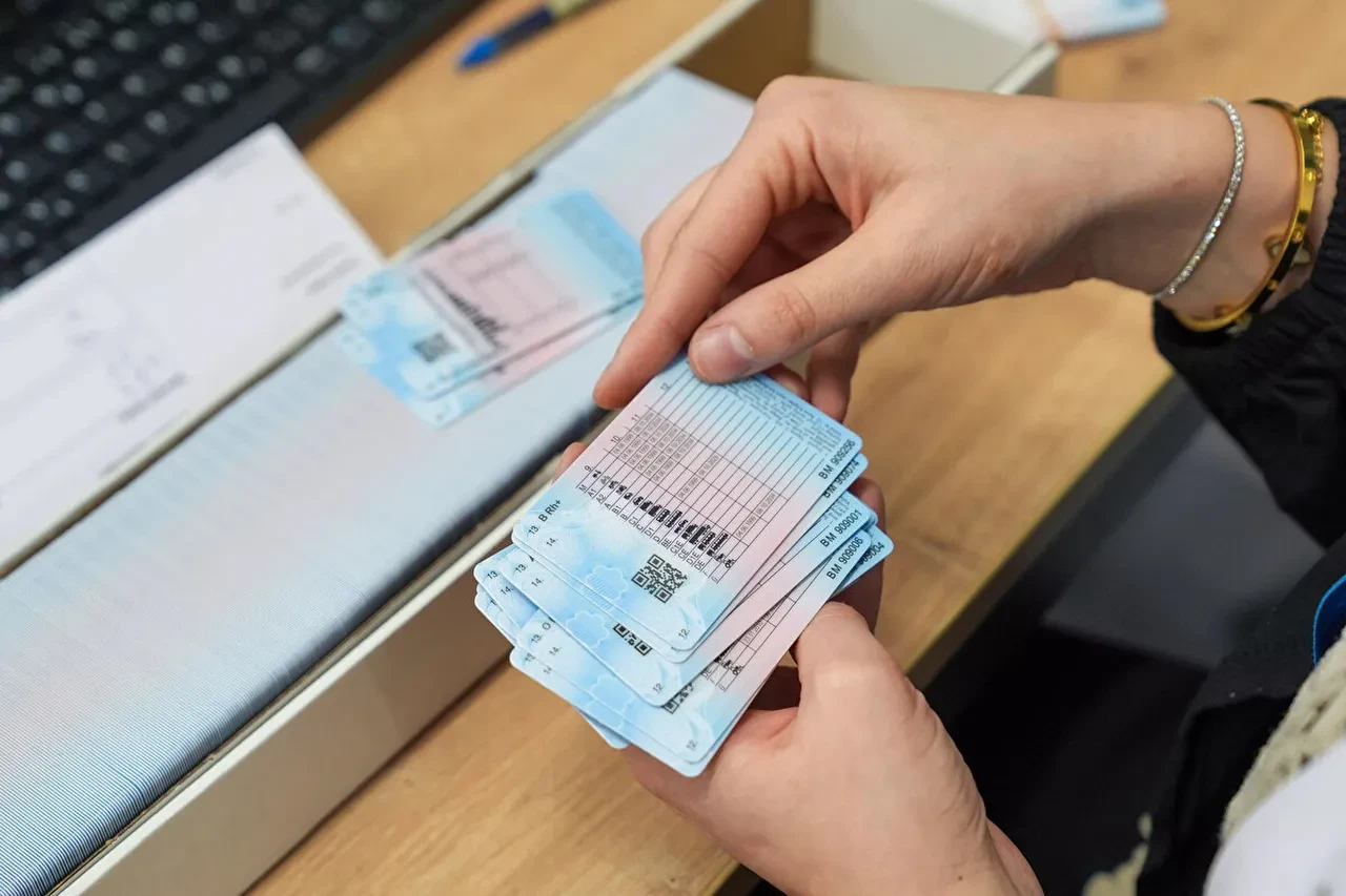 Bakan Yerlikaya 'Süre uzatılmayacak' diyerek uyardı! Milyonlarca sürücüyü ilgilendiriyor