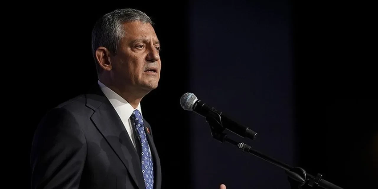 CHP'de istifa depremi sürüyor! Bir belediye başkanı daha ayrıldı