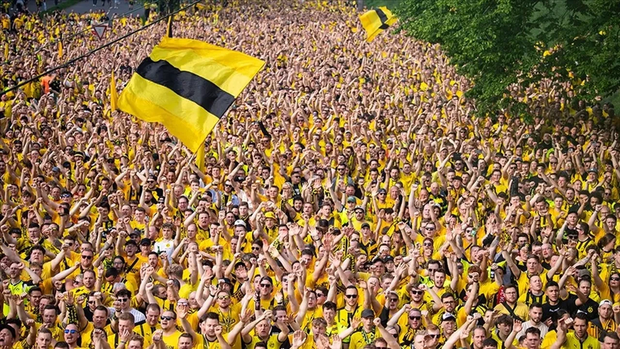 Fenerbahçe'nin yeni başkanı Sadettin Saran'ın Borussia Dortmund hamlesi: Almanya'da Saran rüzgarı