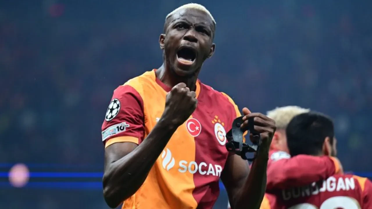 Galatasaray'da Victor Osimhen tarihe geçti!