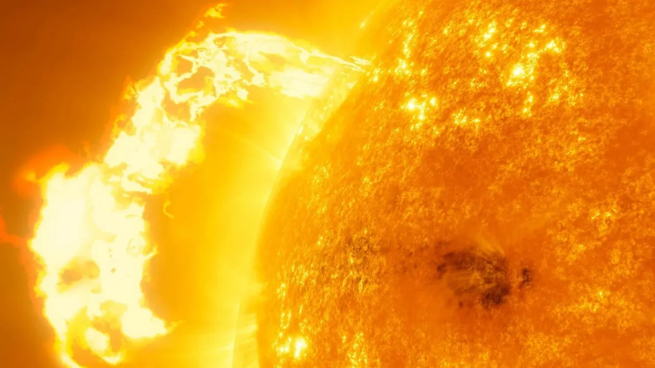 Görünmez tehlike kadınları etkiliyor: Kalp krizi riski bir anda üç katına çıktı! O günlerde dikkatli olun