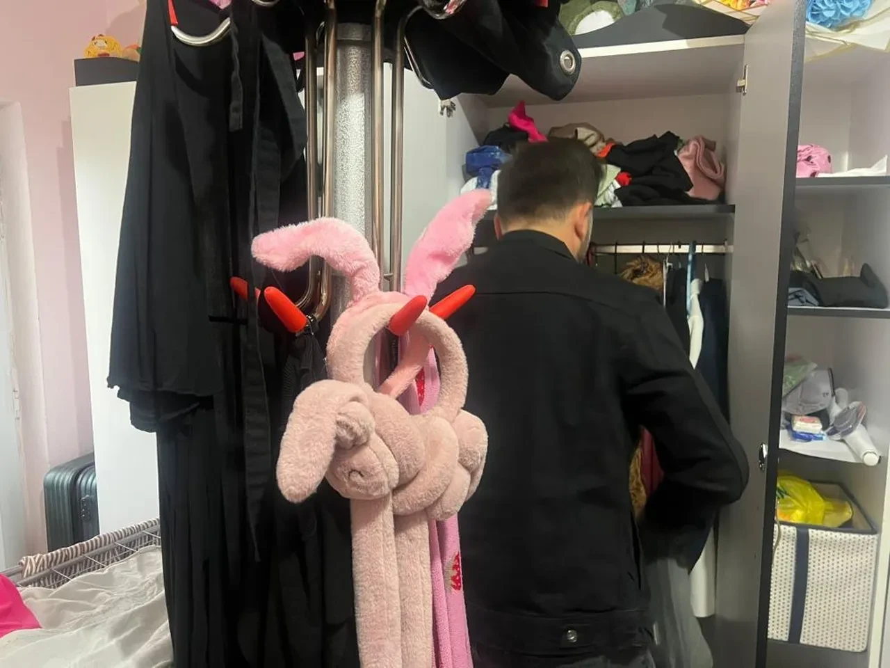 Masaj salonuna fuhuş operasyonu! 12 kadının kurtarılması için ekipler harekete geçti