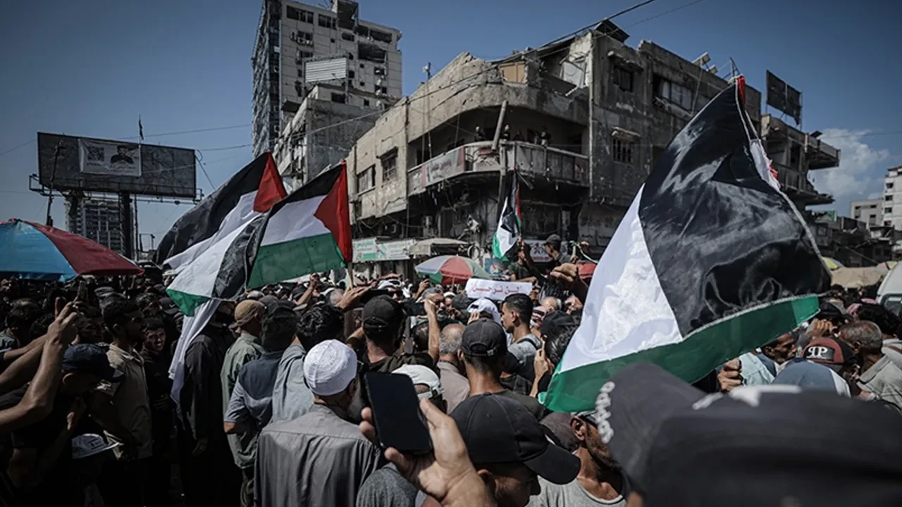 MİT Başkanı İbrahim Kalın, Katar'a gitti