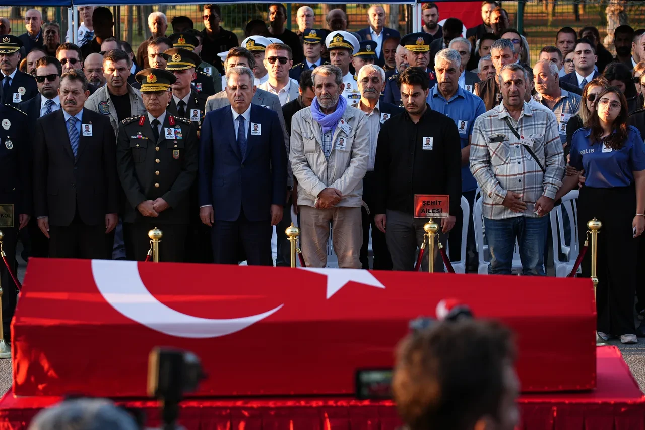 Şehit polis memuru Ömer Amilağ'ın nişanlısı yürek yaktı: 'Seni damatlıkla görecektim'
