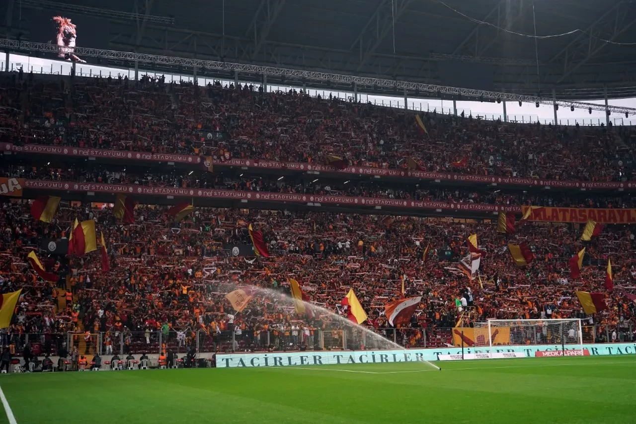 TRT 1 şifresiz nasıl izlenir? CANLI Galatasaray Liverpool maçı başlıyor