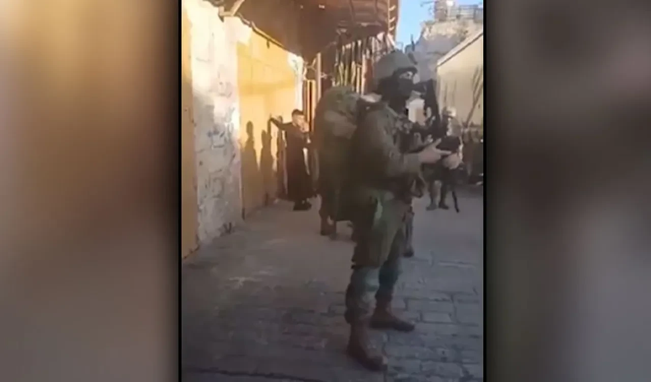 Yaşları 4 ve 6 olan iki çocuğa gözaltı! Suçlama ise casusluk