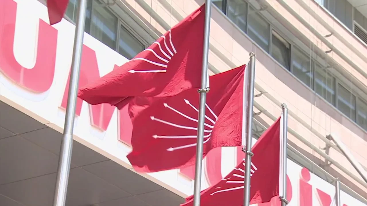 Ataşehir CHP İlçe Başkanlığına ret! Kongre yapılmayacak 