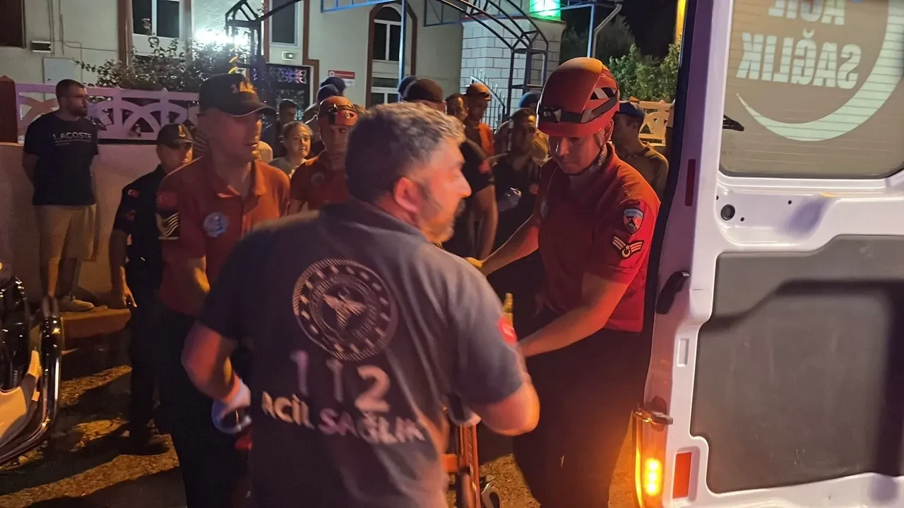 Beslediği sokak köpeği hayatını kurtardı