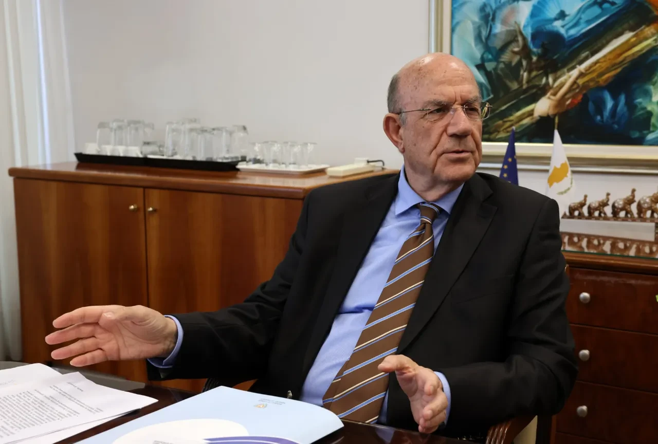 Ege'de Kıbrıs Rum Kesimi ile Yunanistan arasında kriz! Komşu basını: Türkiye'ye yaradı