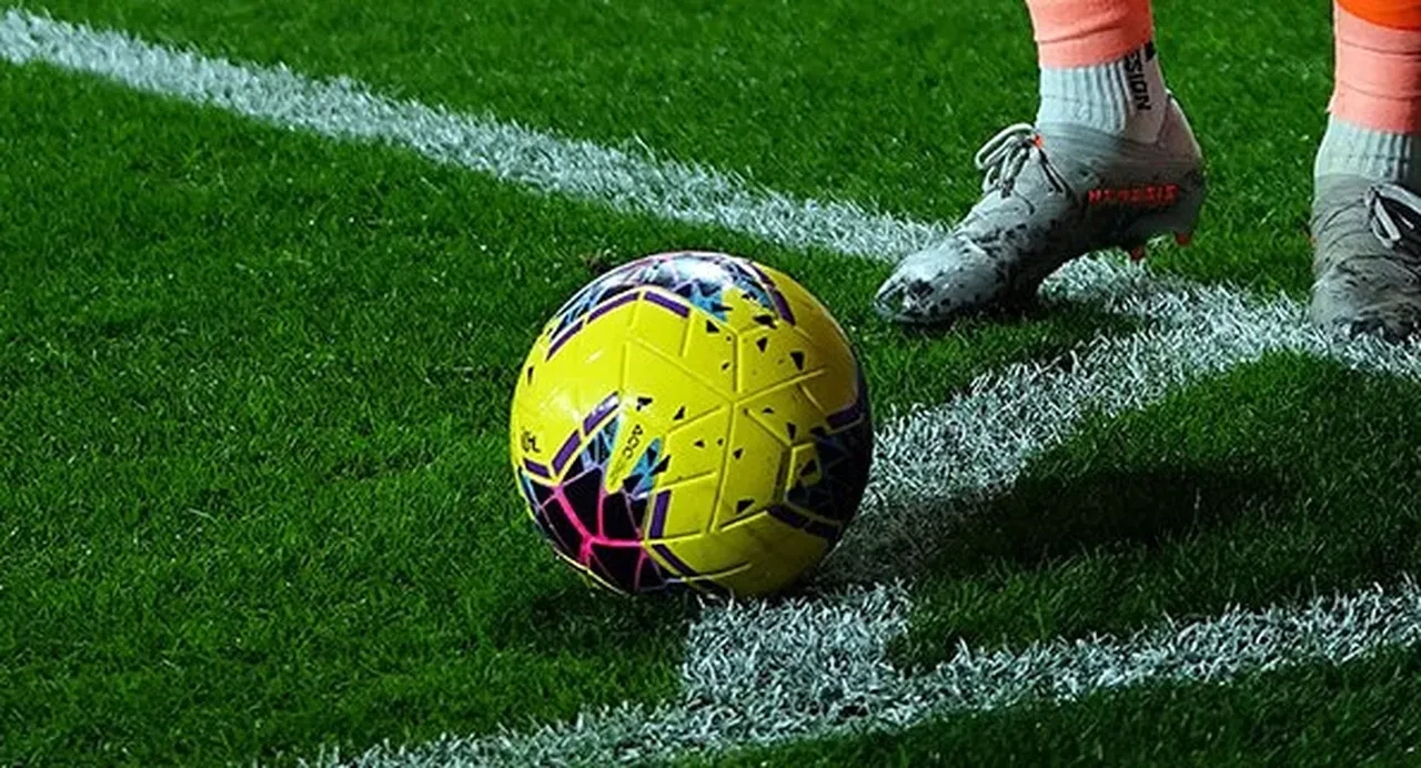 Ertelenen Fenerbahçe maçı ne zaman oynanacak belli oldu! Süper Lig'de ertelenen 1. ve 3. hafta maçlarının tarihleri