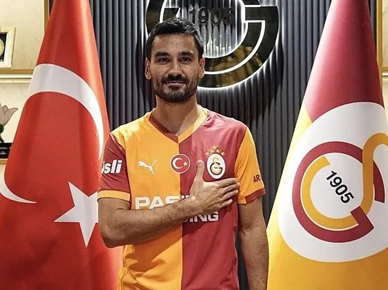 Galatasaray'dan Hakan Çalhanoğlu ve Barış Alper Yılmaz kararı! Kritik tarih belli oldu