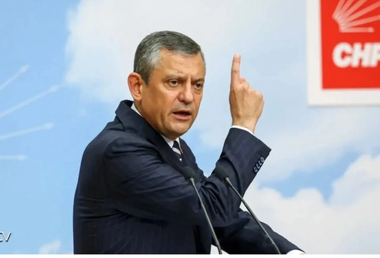 Gürsel Tekin'den manidar paylaşım! 'Sorunları çözmeye geliyoruz'