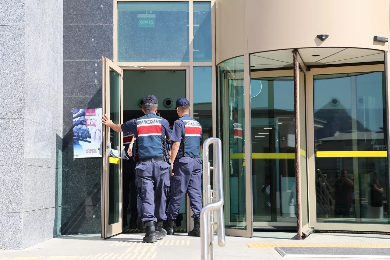 Cinsel istismarda bulunup kaçtı! 69 yaşındaki adam tutuklandı