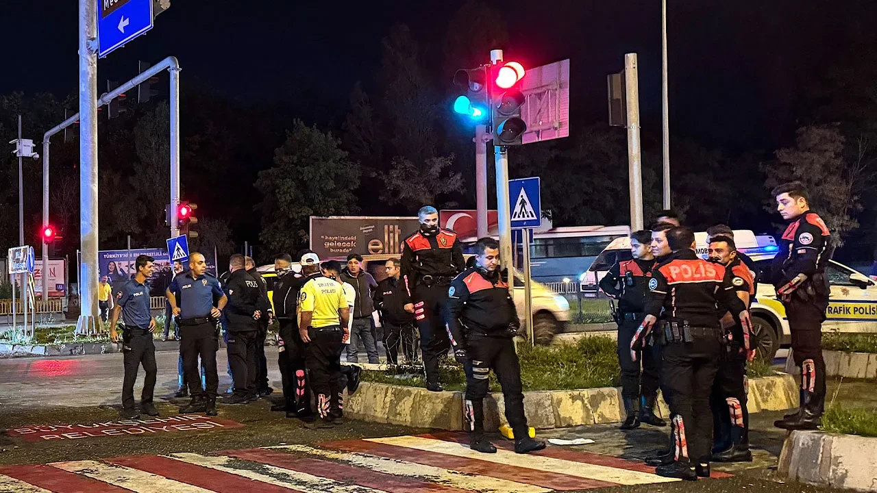 Erzurum'da kaza sonrası sopalı yumruklu kavga: Yaralılar var