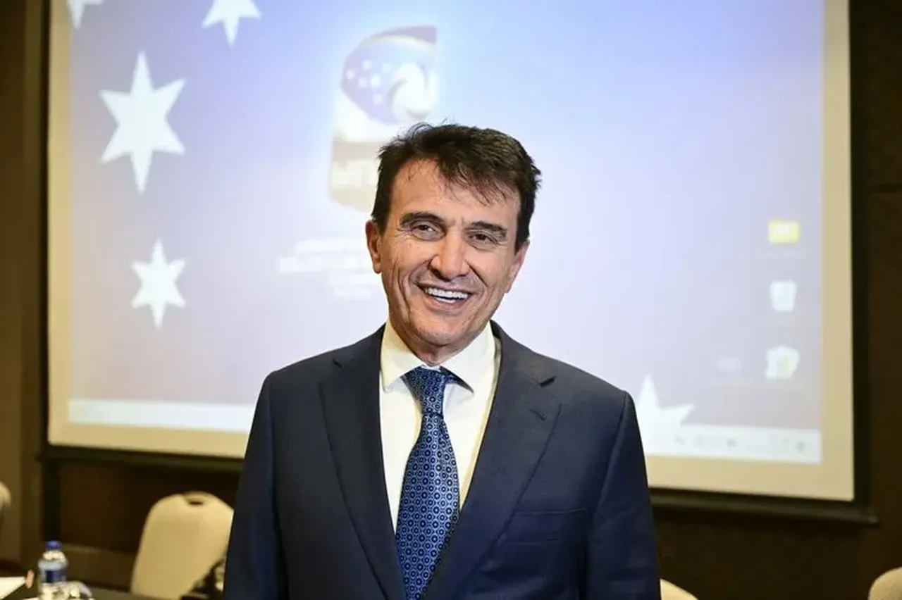 Fenerbahçe'de son aday ortaya çıktı! Devin Özek çok istiyor