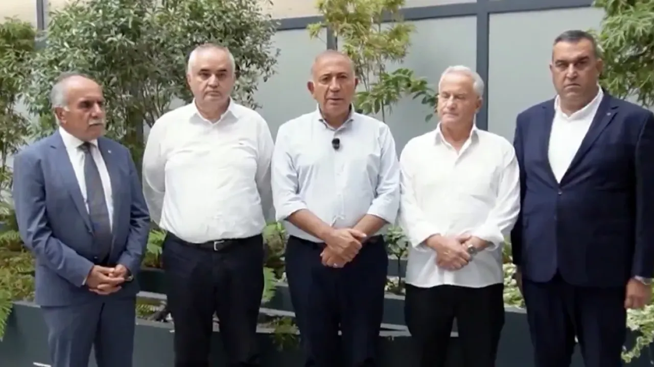 Gürsel Tekin'den ilk açıklama geldi! Ekibiyle birlikte video paylaştı: 'Biz göreve başladık'