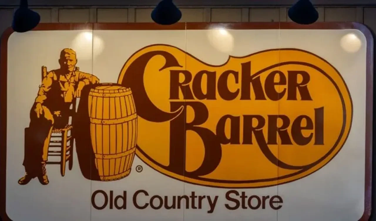 Her yerde parmağı var: Ünlü restoran zinciri logosunu Trump yüzünden değiştiremedi